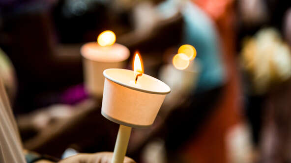 Discover how to plan a candlelight vigil with ideas, what to say, and what guests should bring. Create a heartfelt gathering for remembrance or support.