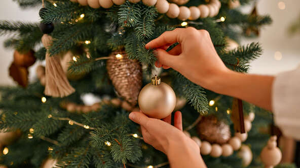When a person is grieving, your gift of a memorial ornament can help turn their focus toward treasured memories of the past. These ornaments can be hung on a Christmas tree or displayed in a house all year long.