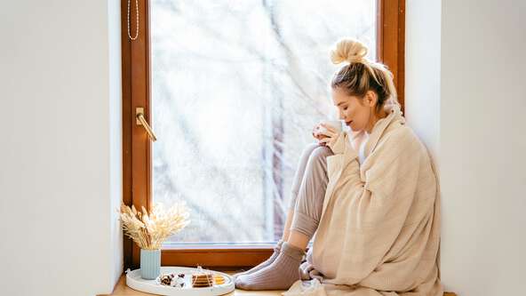 Explore soothing sympathy gifts, including wind chimes and personalized candles, designed to delight the senses and offer moments of mindfulness to grievers coping with loss.