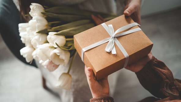 Discover the perfect sympathy gifts to honor for a grieving family. From artisan wind chimes to personalized crystal candle holders, show you care with a tribute from the Memorial Store.