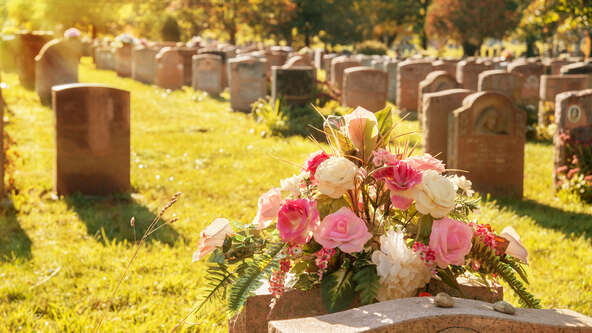 Visiting a loved one’s grave? This simple guide covers everything from finding the cemetery location to memorial etiquette and what to bring.