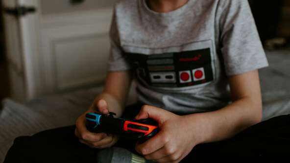 Learn how video games like Minecraft help grieving kids process loss, connect, and find support in virtual spaces, with insights from experts Dr. Candi Cann and Prof. Katie Salen Tekinbaş.
