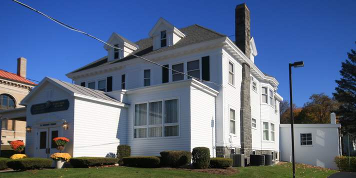 Betz, Rossi Bellinger & Stewart Family Funeral Home exterior