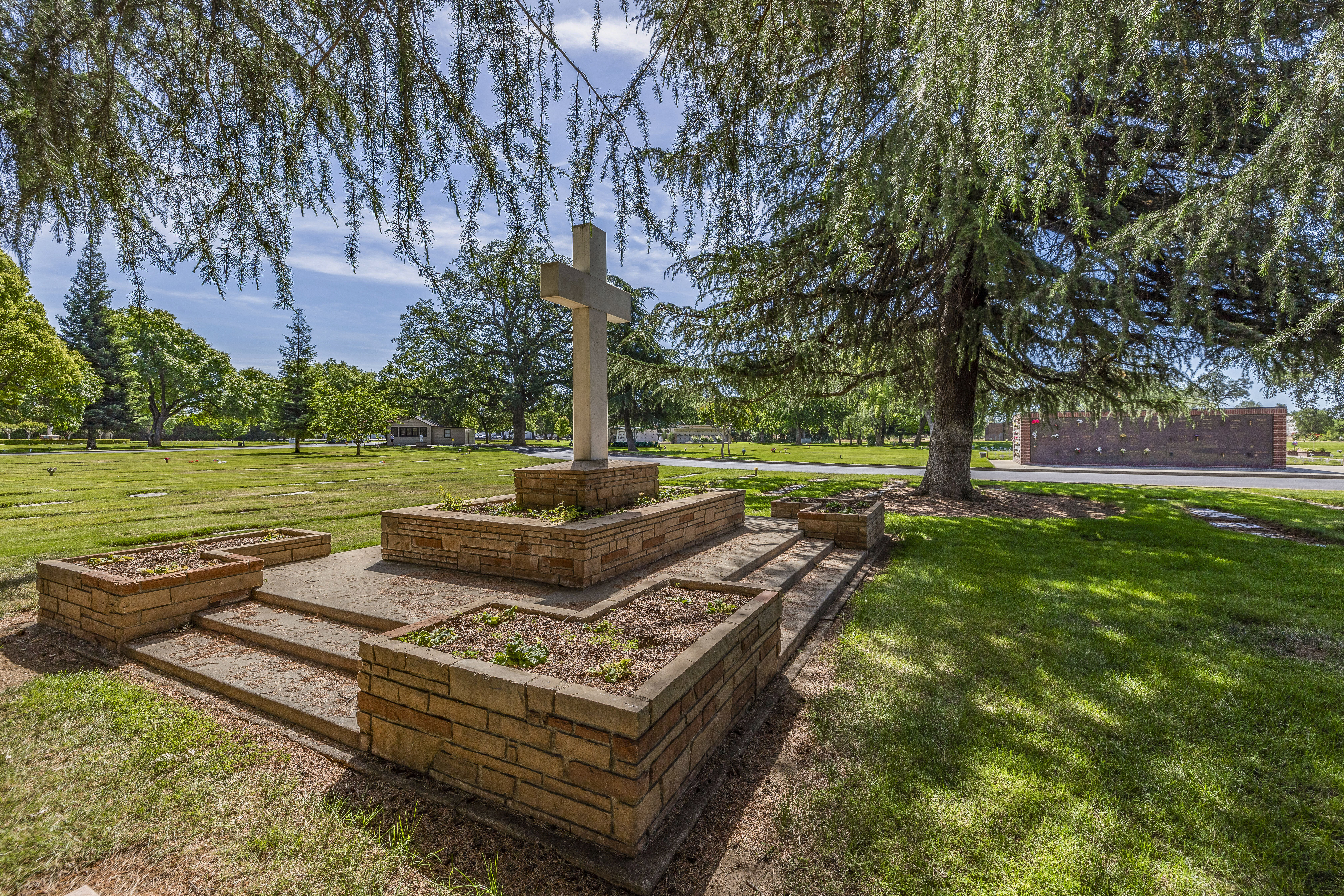 Glen Oaks Memorial Park