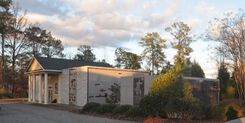 Woodridge Memorial Park, mausoleum