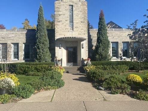 Willwerscheid Funeral Home, exterior