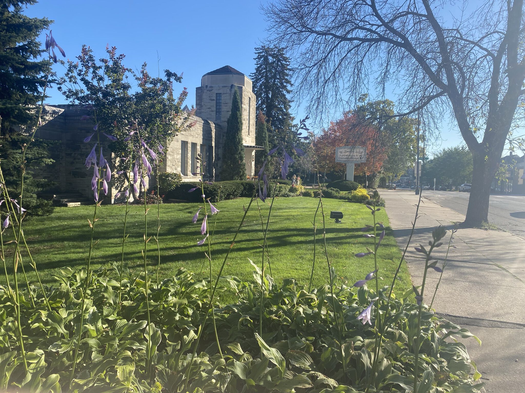 Willwerscheid Funeral Home, exterior