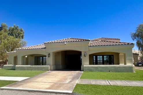 Desert Lawn Mohave exterior