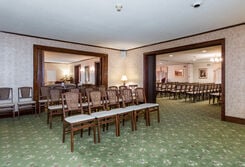 Beers and Story Belchertown interior