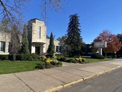 Willwerscheid Funeral Home, exterior