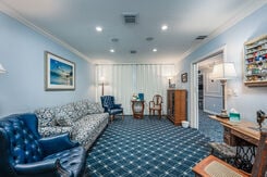 Farley Funeral Homes and Crematory - Venice