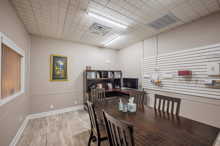 Akin Davis Funeral Home - Clewiston