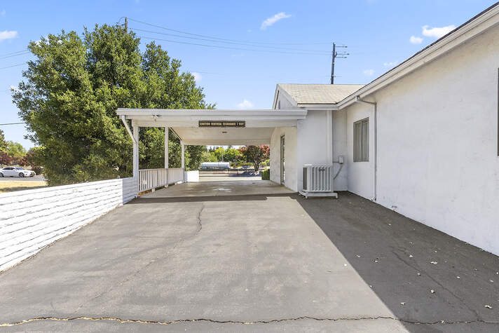 Oak Park Hills Chapel