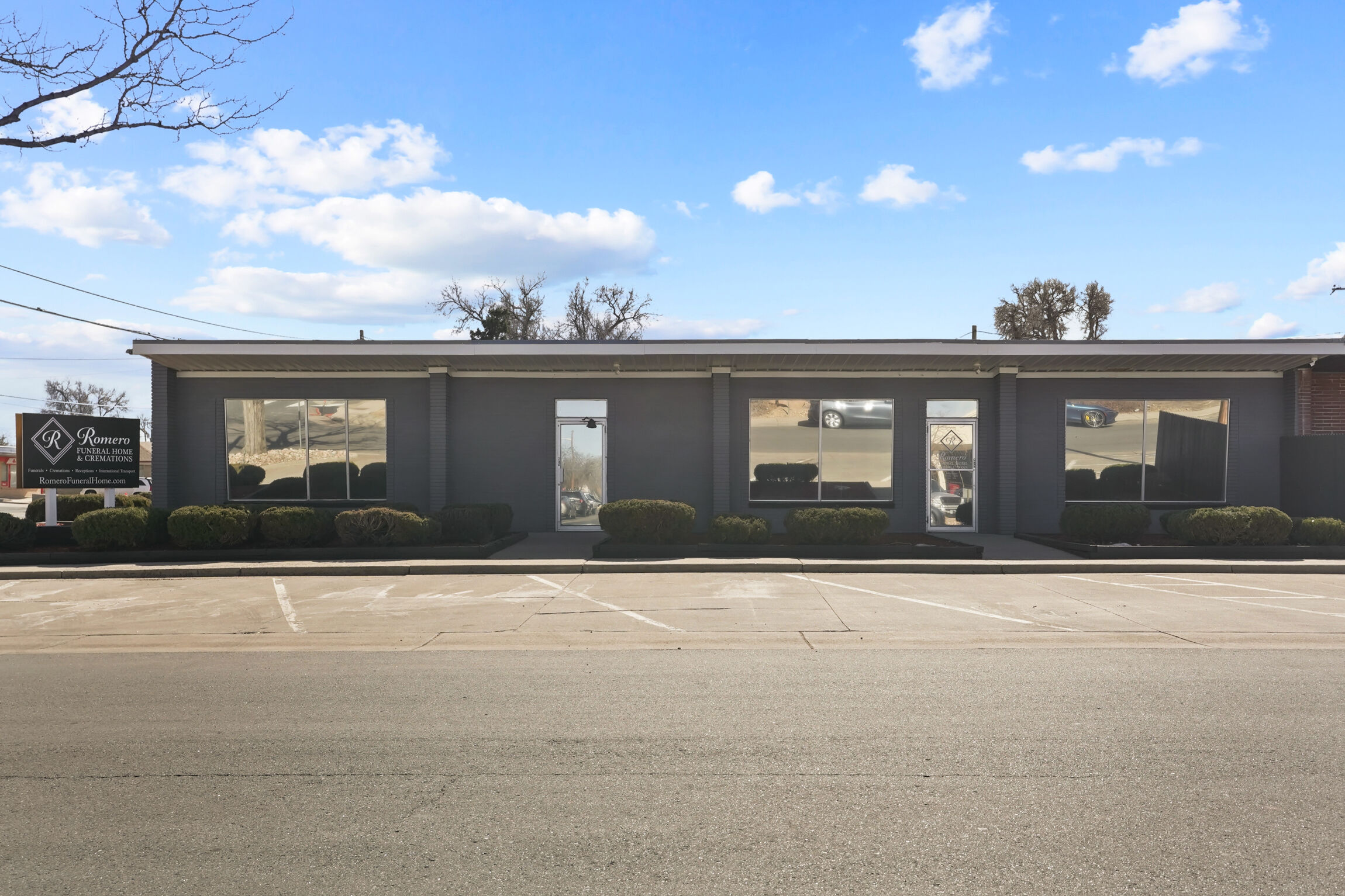 Romero Funeral Home Commerce City, exterior