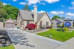 Accent Funeral Home Exterior