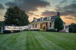 Pierce-Jefferson Funeral Services, exterior