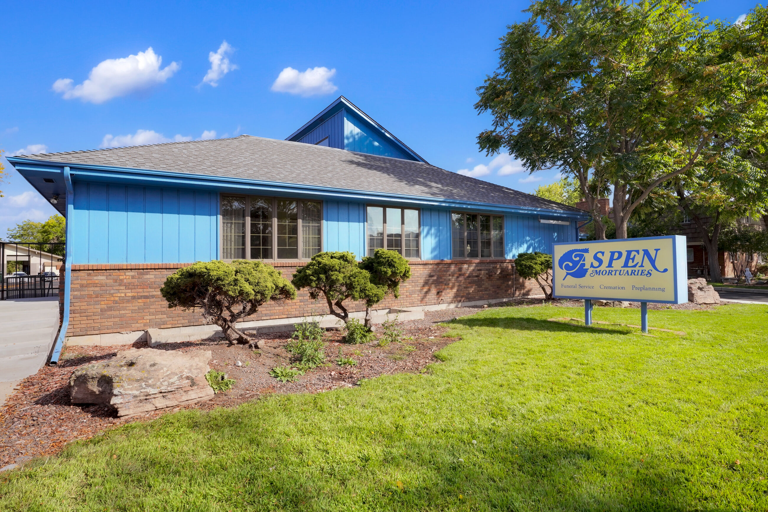 Aspen Mortuaries Arvada Exterior