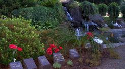 West Lawn Memorial Park, gardens