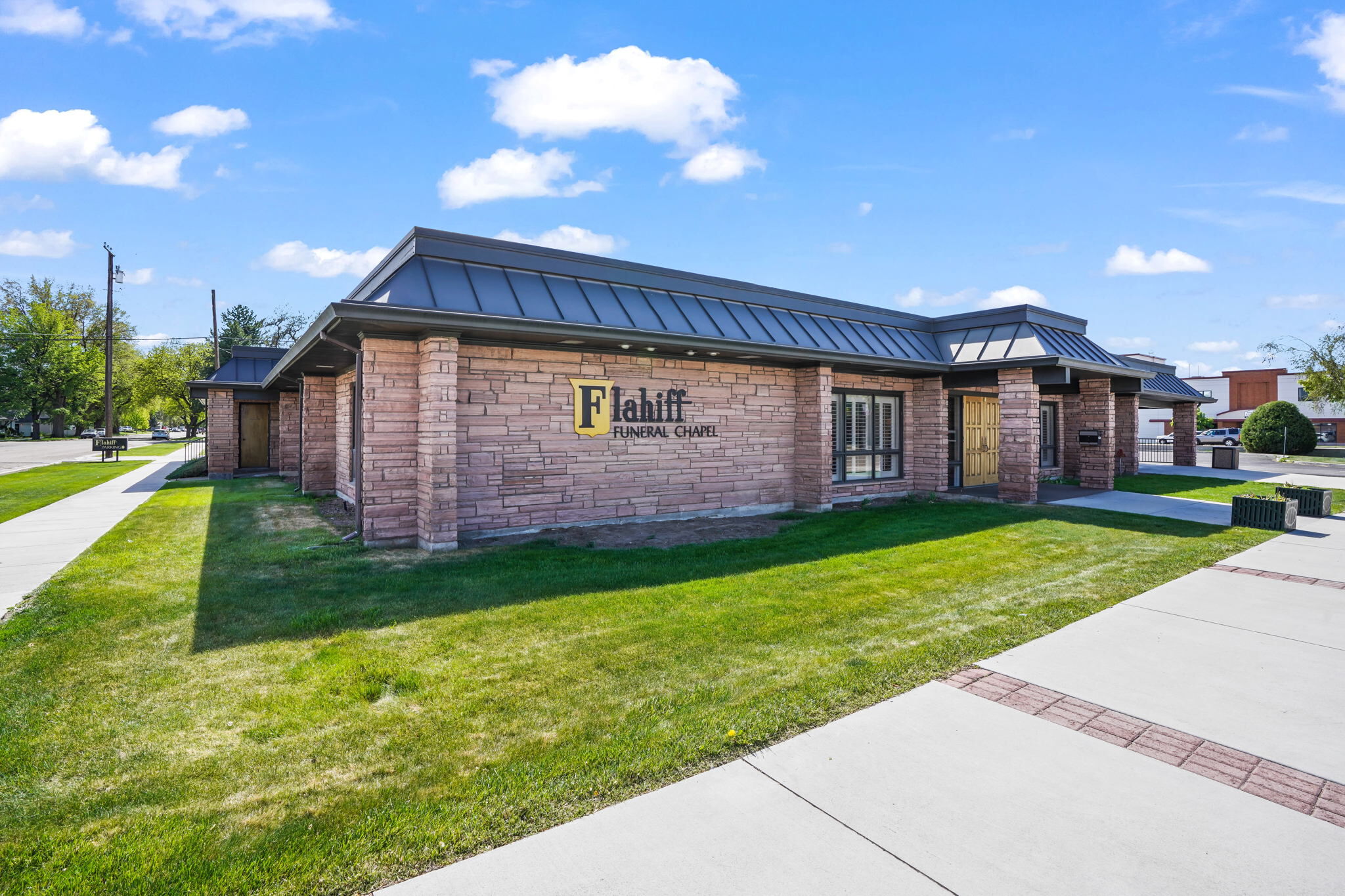Flahiff Funeral Chapel Caldwell exterior