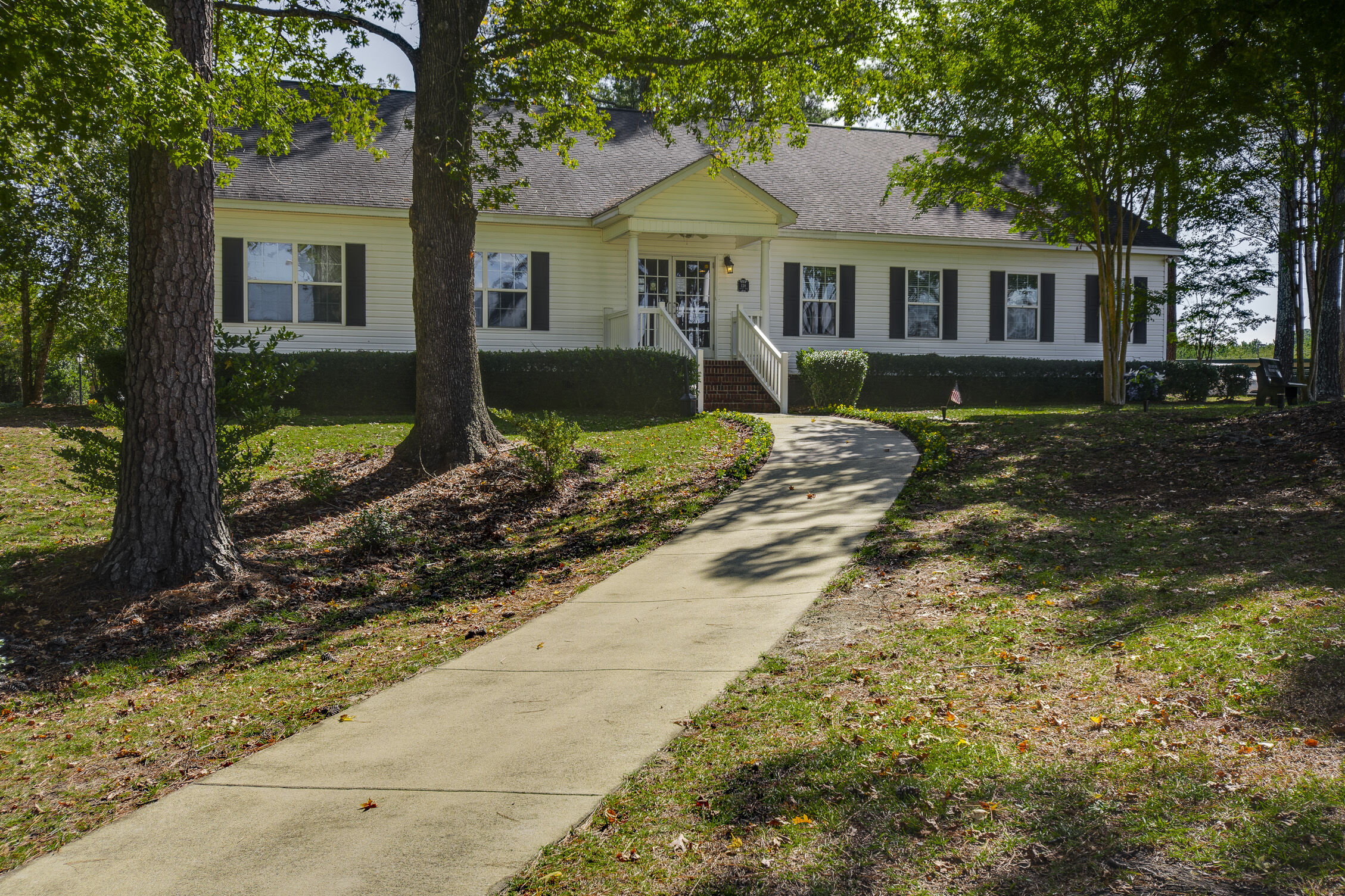 Woodridge Memorial Park & Funeral Home, exterior