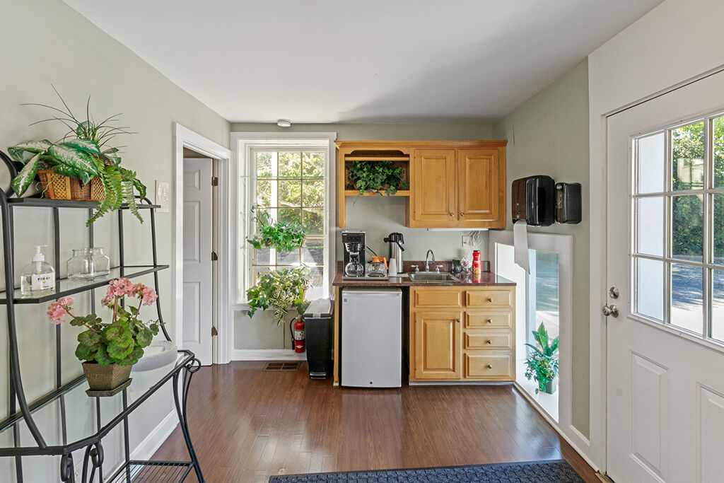 Clark Legacy Center - Versailles