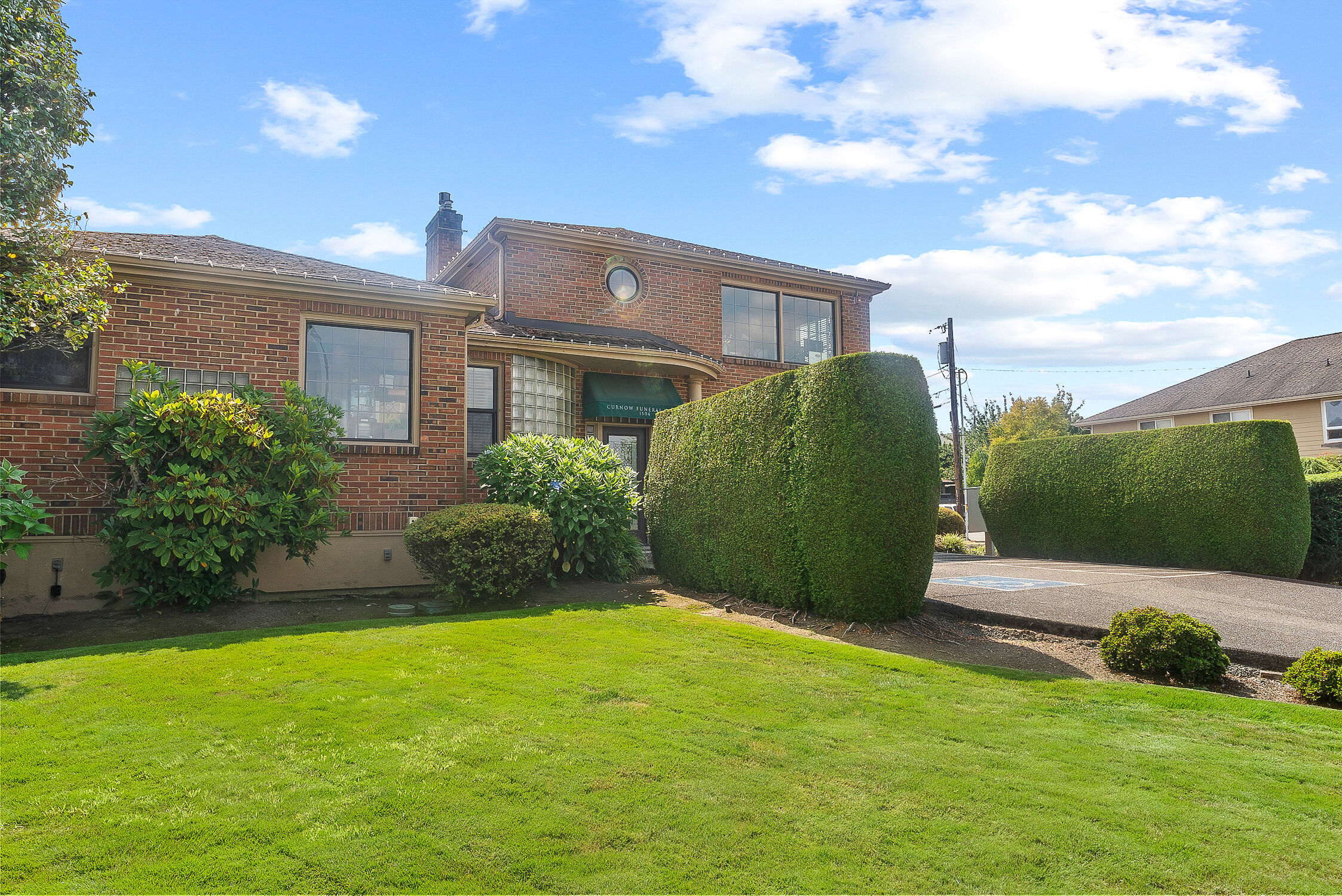 Curnow Funeral Home & Cremation Service - Sumner