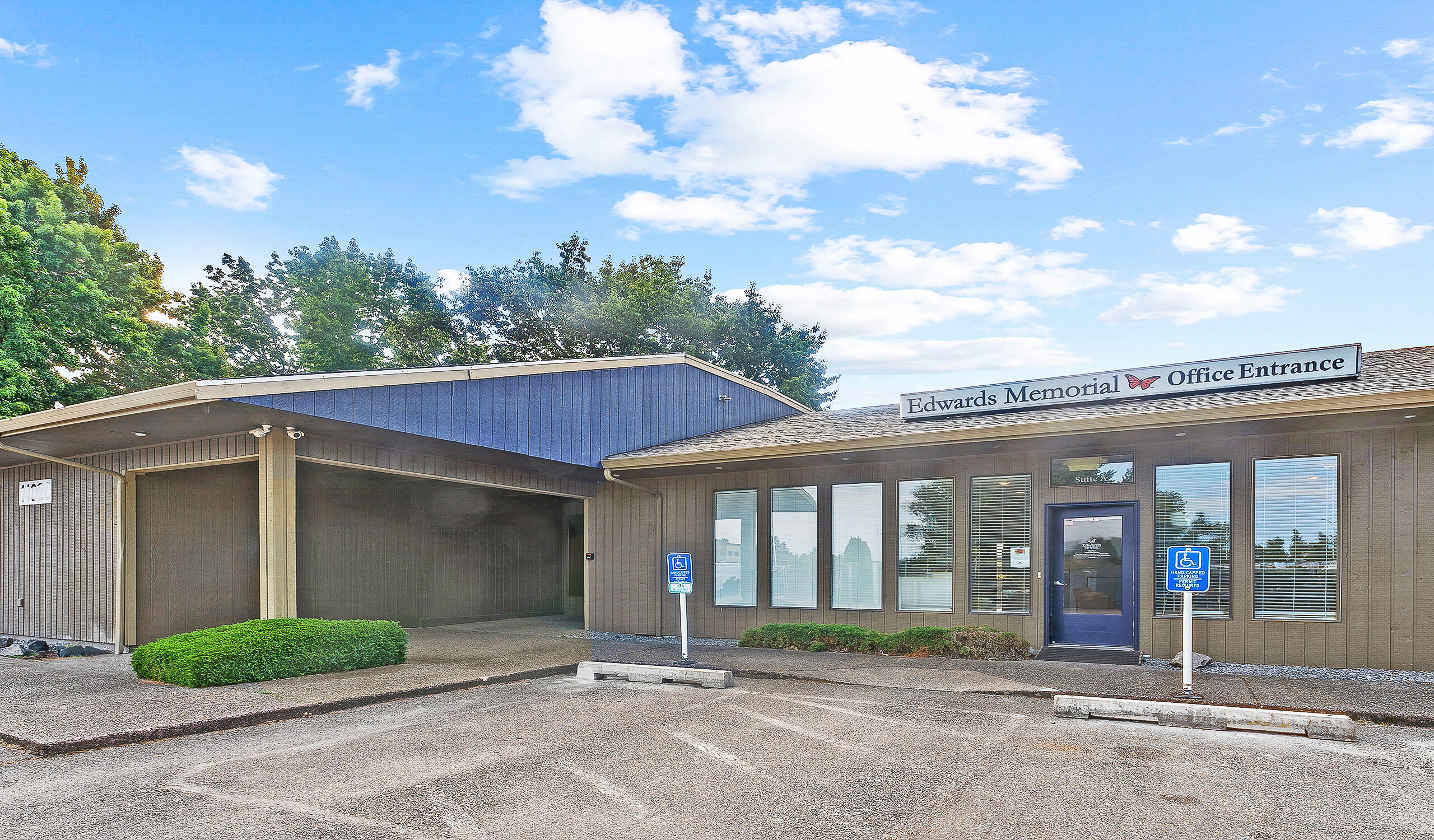 Edwards Memorial Funeral Homes - Lakewood