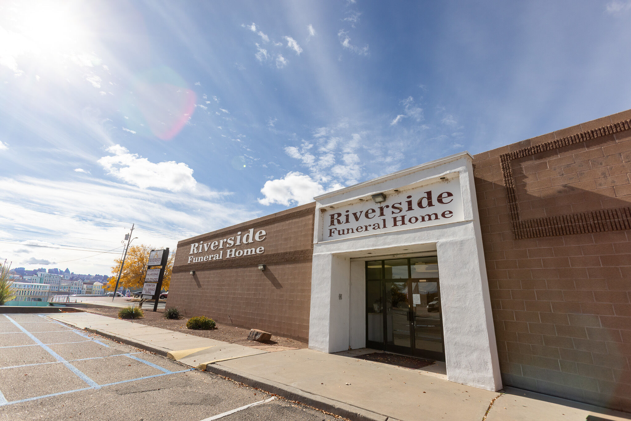 Riverside Funeral Home - Los Lunas