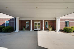 Thompson Funeral Home Lexington, exterior