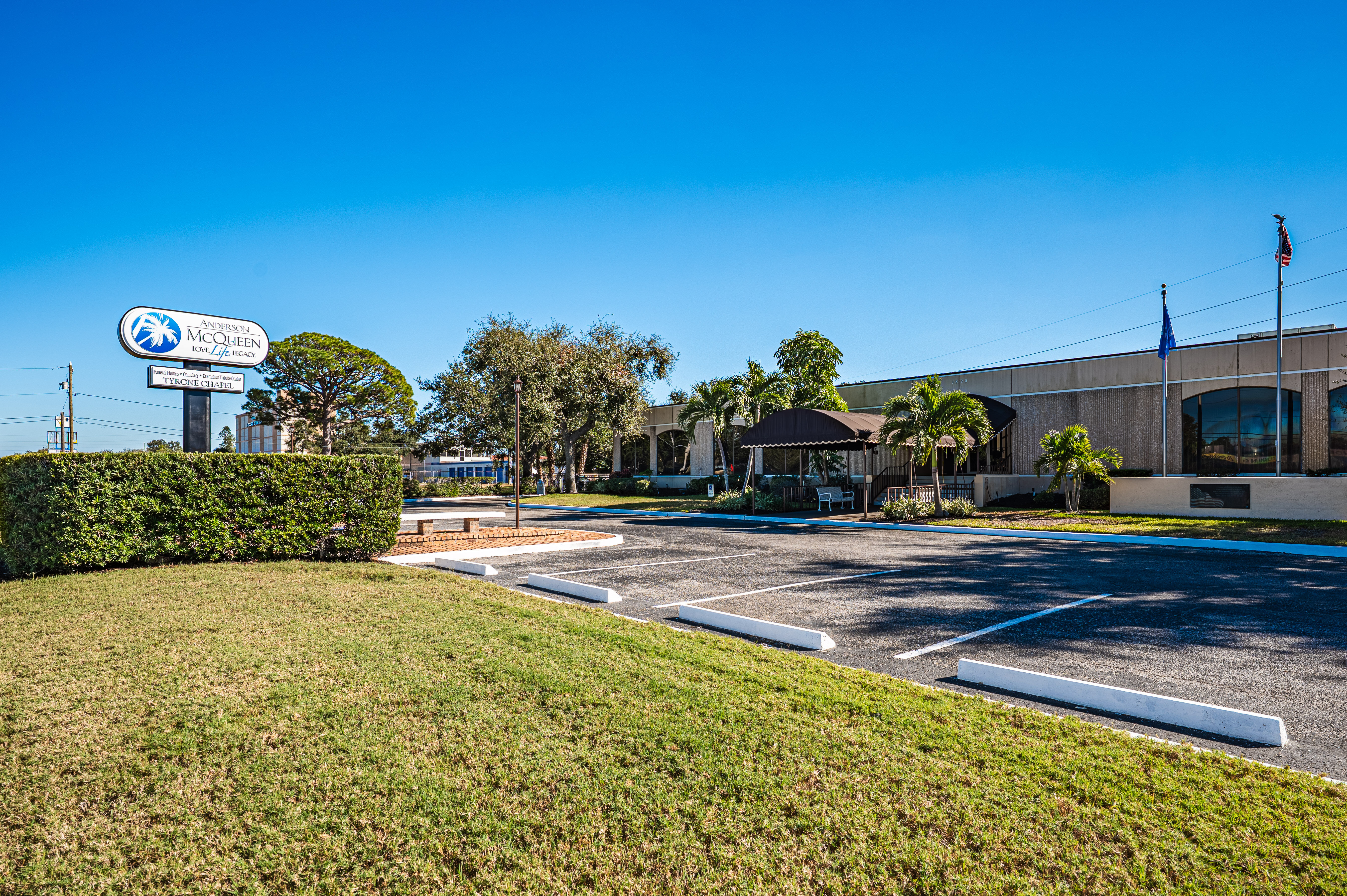 Anderson McQueen Funeral Homes - Tyrone Family Tribute Center