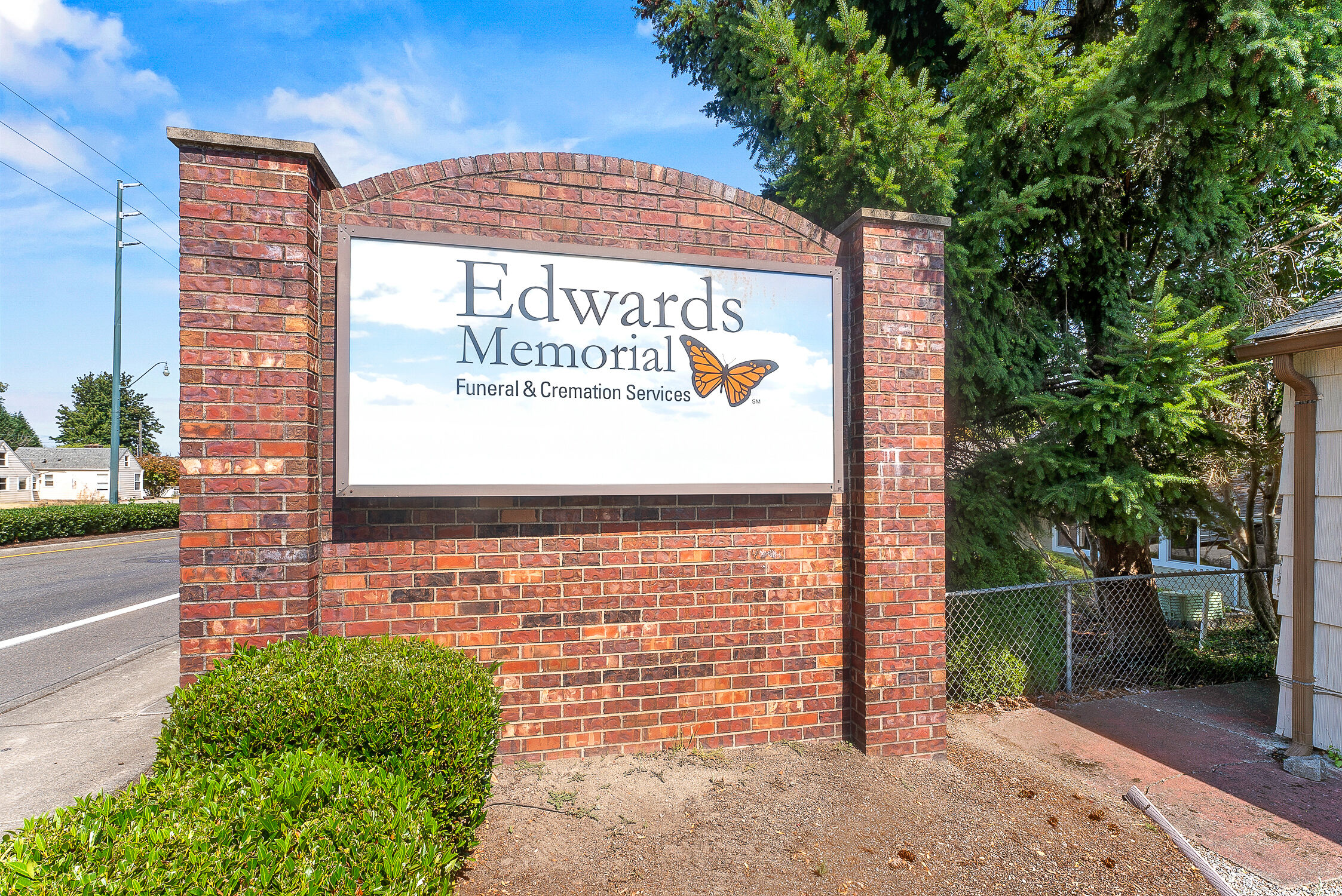 Edwards Memorial Funeral Homes - University Place