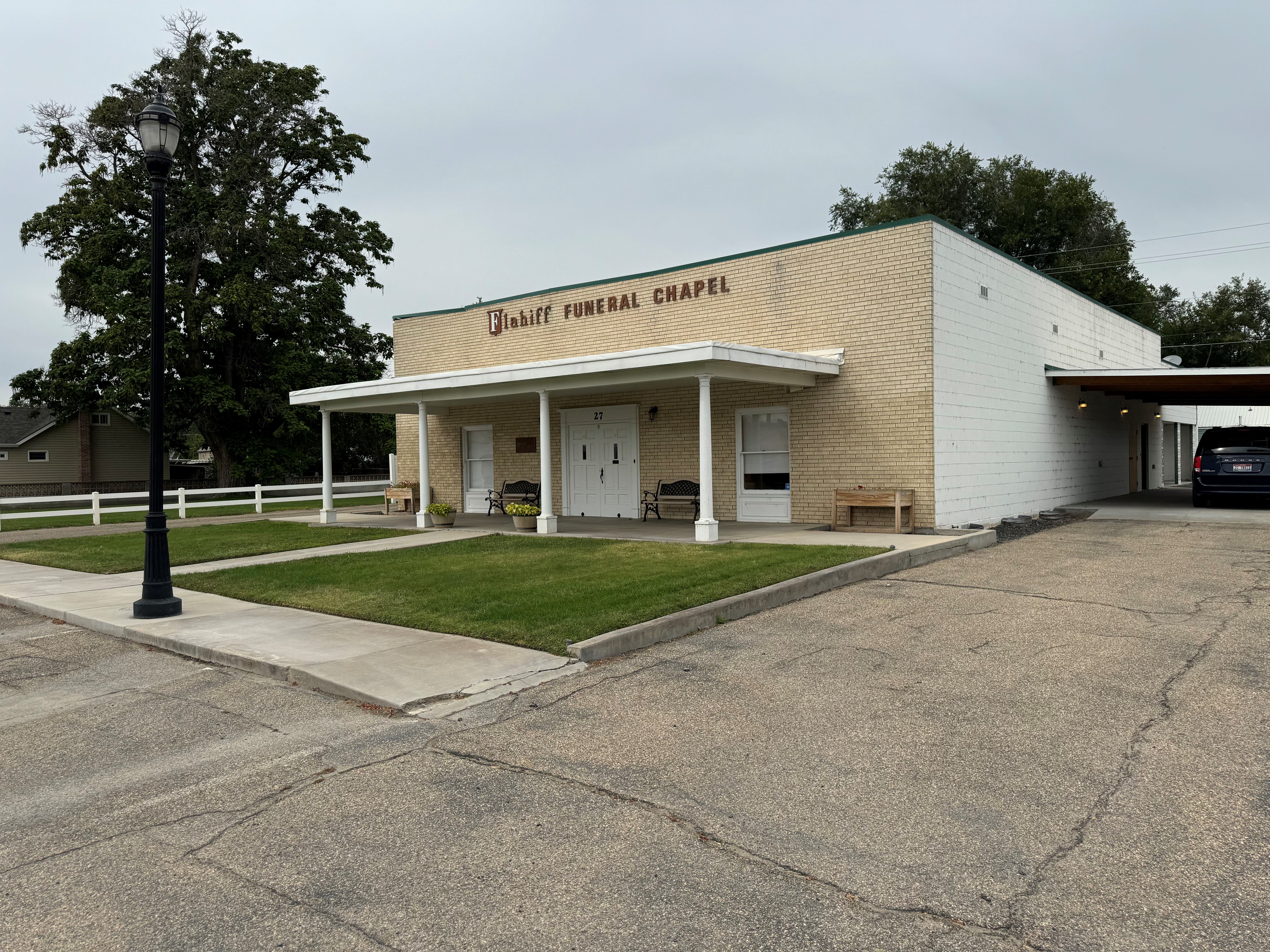 Flahiff Funeral Chapel in Homedale, Exterior