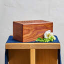Tree of Life Urn image number 3