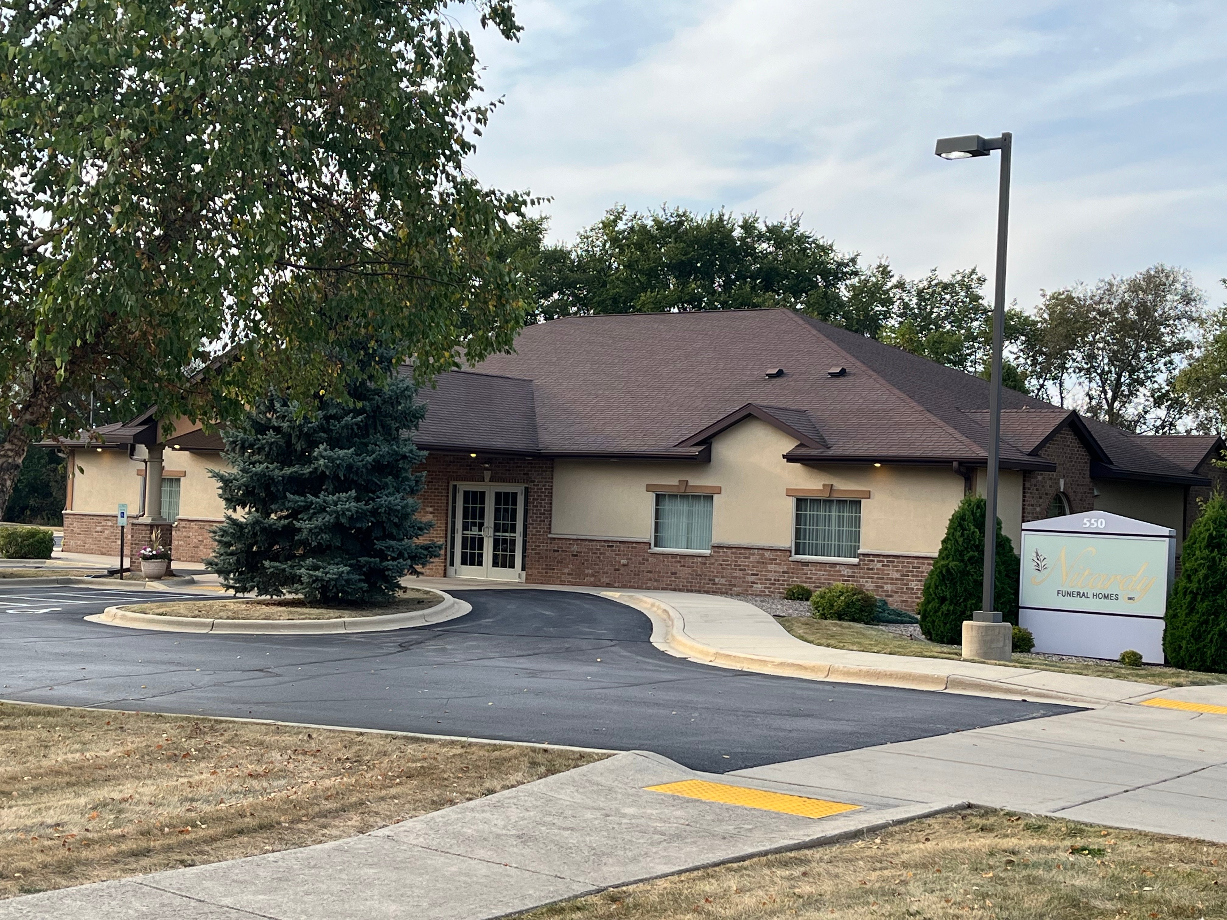 Nitardy Funeral Home North Newcomb Street Whitewater Wi