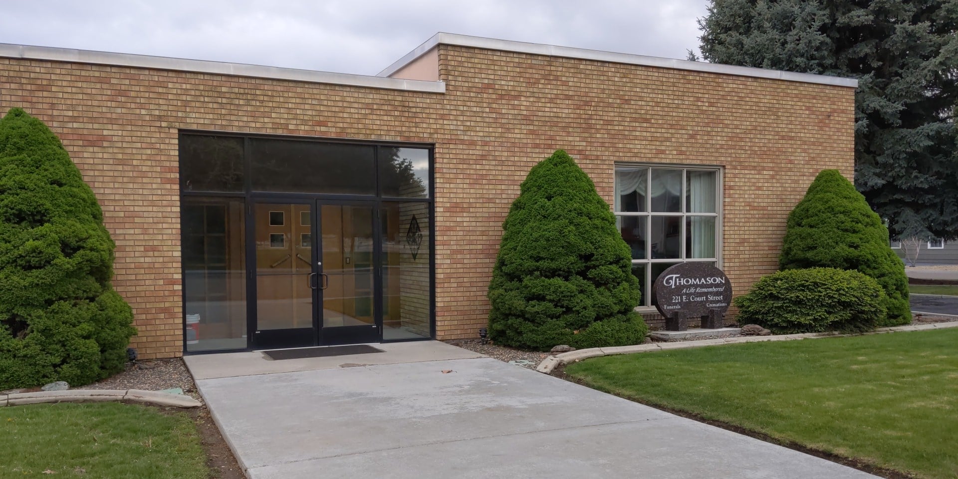 Thomason Funeral Home & Crematory | Funeral & Cremation Services in